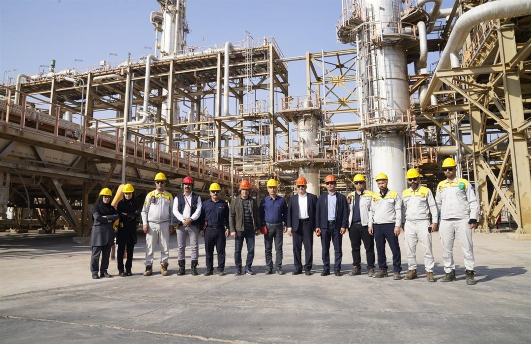 بازدید ارزیابان گروه صنایع پتروشیمی خلیج‌فارس از واحدهای عملیاتی پالایش گاز هویزه خلیج‌فارس + گزارش تصویری